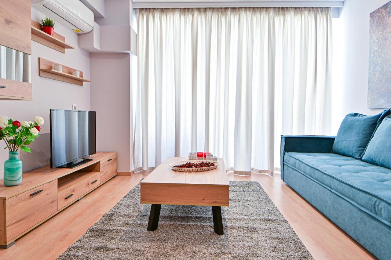 Modern Flat In The Heart Of Port Of Piraeus Apartment Екстериор снимка