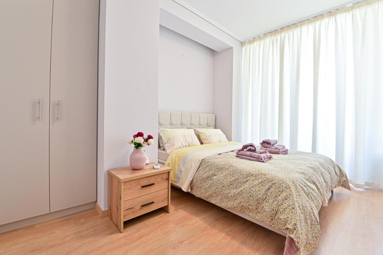 Modern Flat In The Heart Of Port Of Piraeus Apartment Екстериор снимка